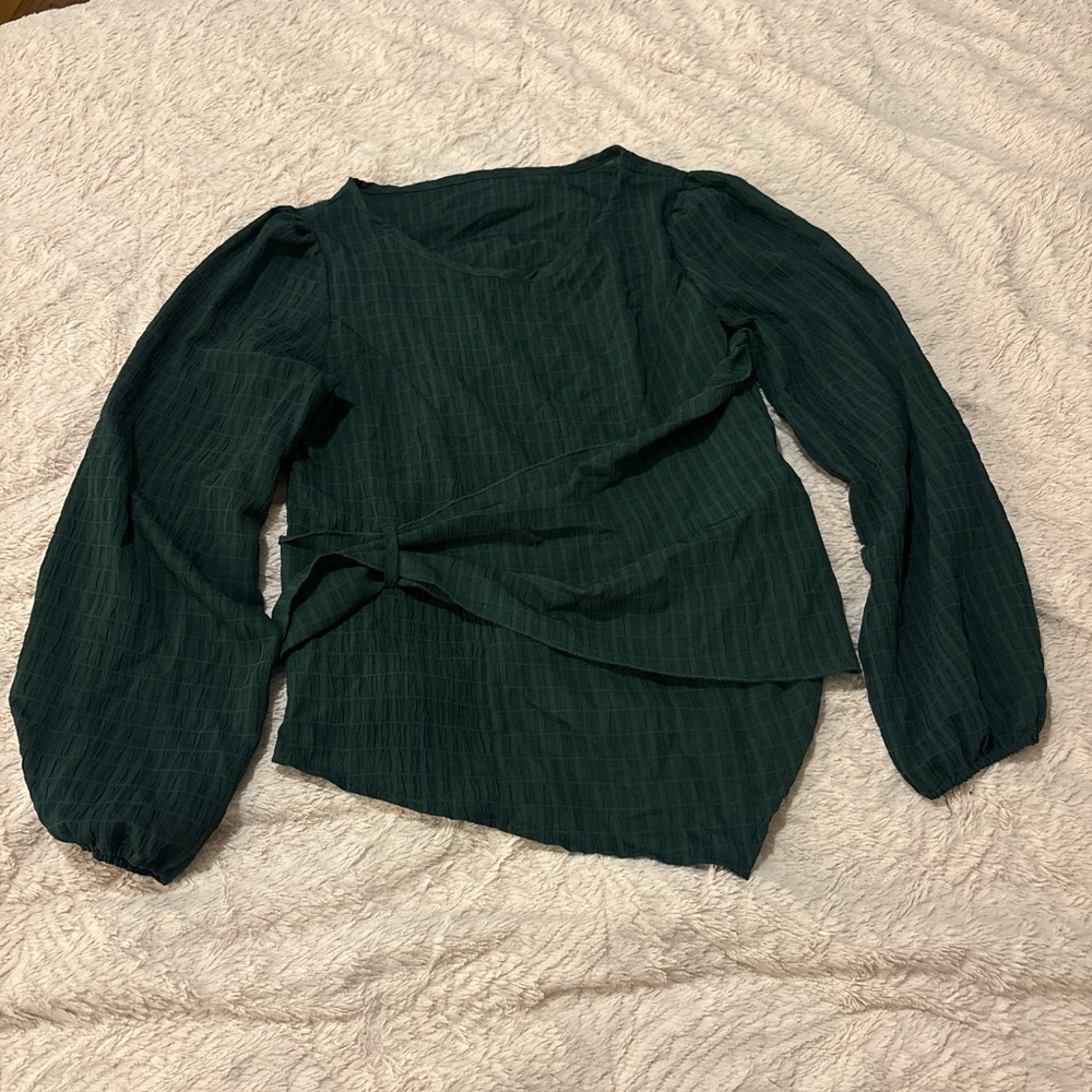 Elegant Green Women's Top
